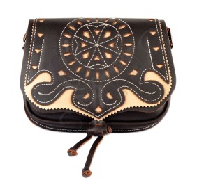 Bolsito Amazona Riñonera Cuero Hebilla
