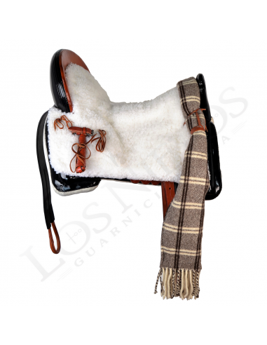 Silla Vaquera 'Los Nietos' | Mod. Andrea/ Negra (Zalea Fija) Silla Vaquera 'Los Nietos' | Mod. Andrea/ Negra (Zalea Fija)