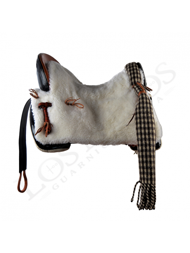 Silla Vaquera 'Los Nietos' | Mod. Fibra / Avellana Silla Vaquera 'Los Nietos' | Mod. Fibra / Avellana