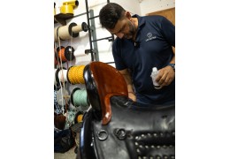 Cómo limpiar monturas de caballos: guía de cuidados